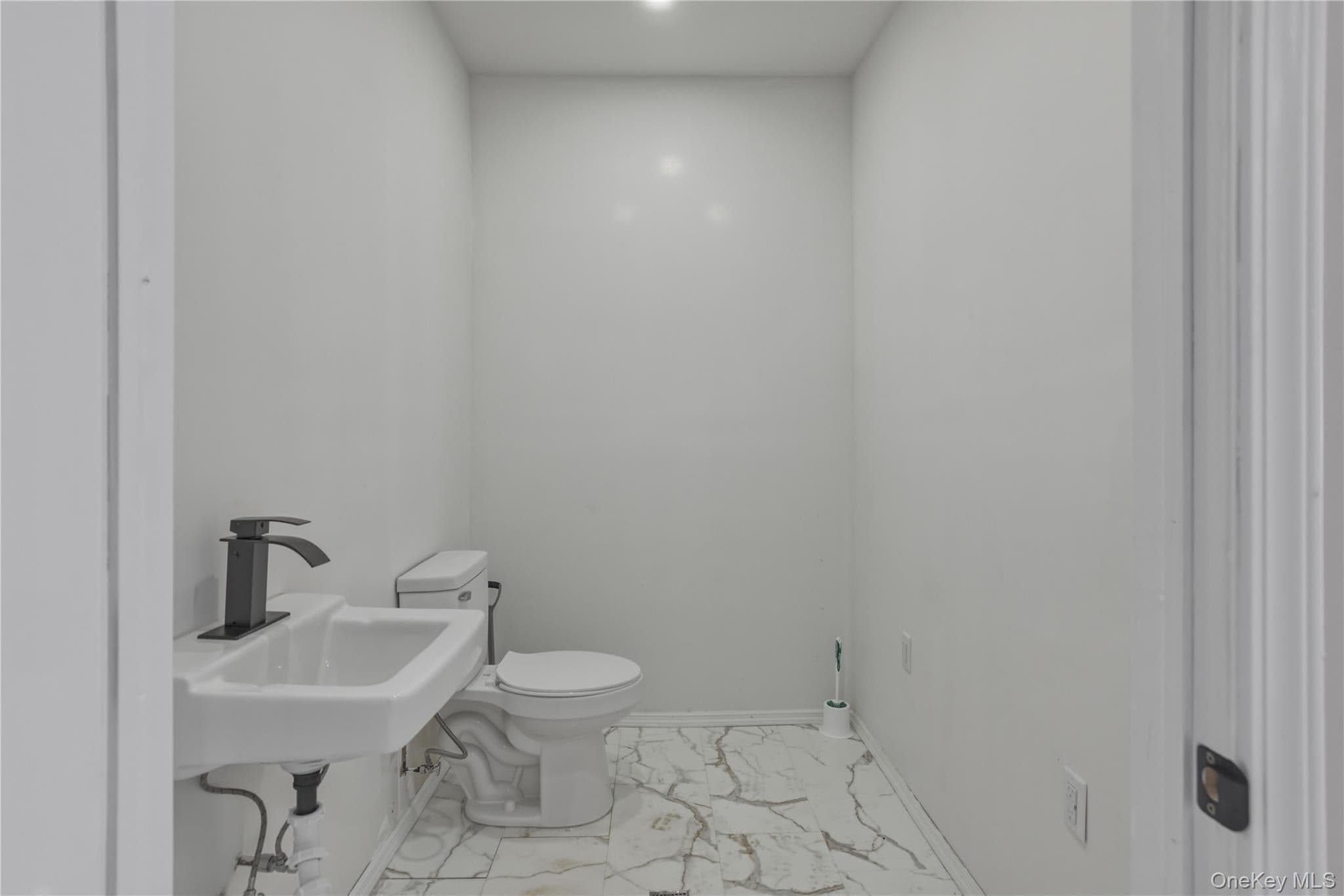 150 N Delaware Avenue thumbnail 19