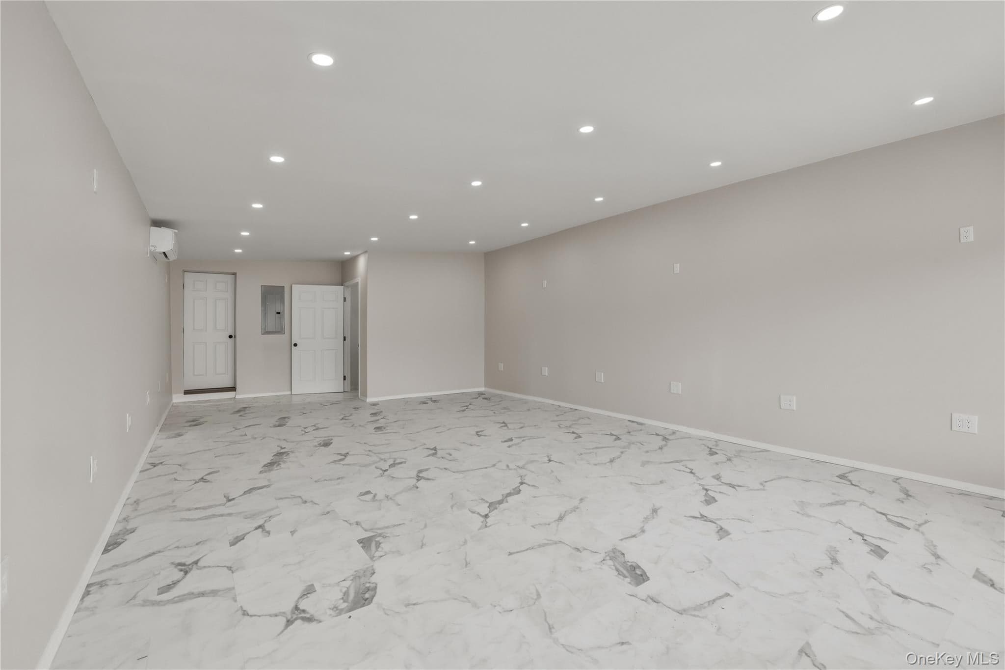 150 N Delaware Avenue thumbnail 16