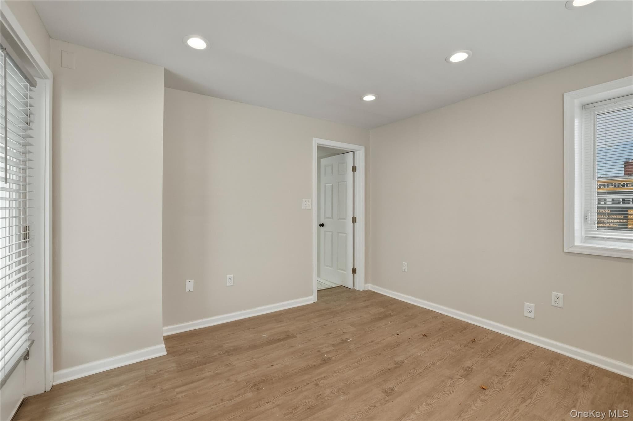 150 N Delaware Avenue thumbnail 20