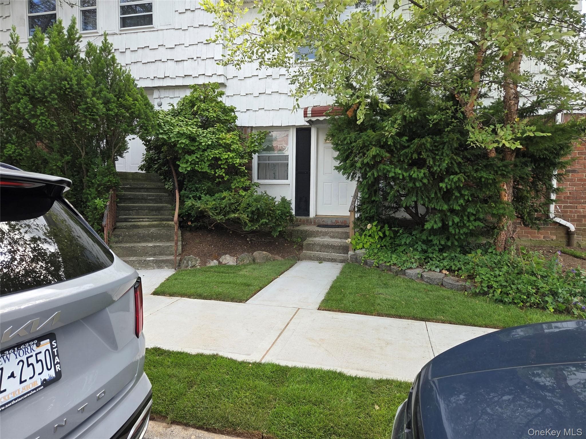 15-42 216th Street thumbnail 4