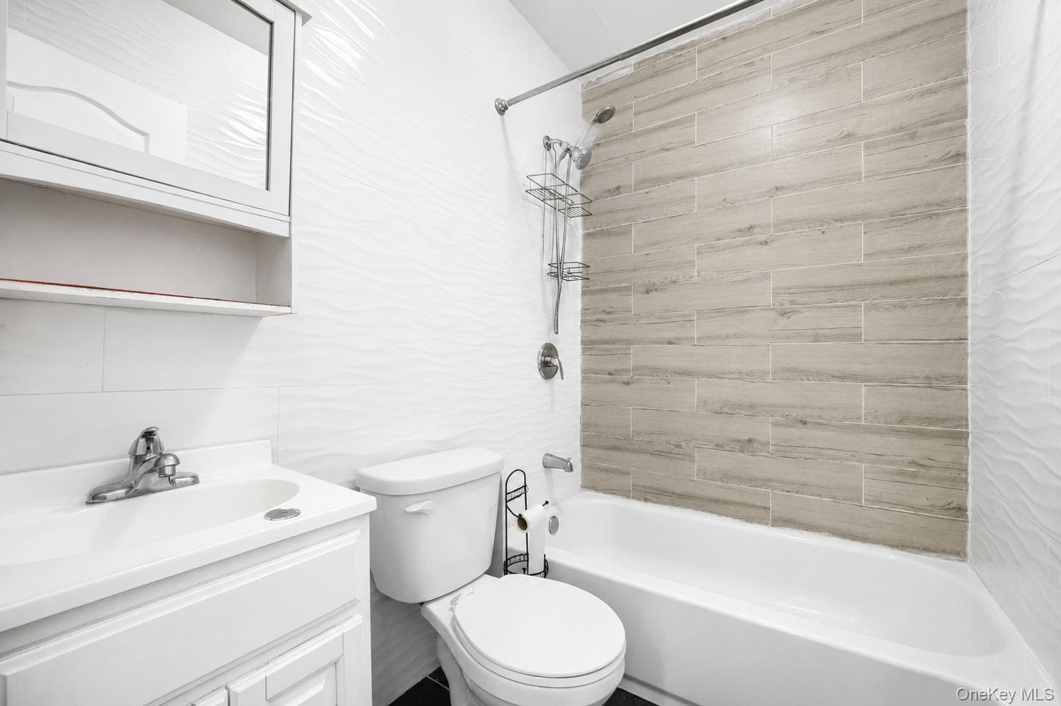 738 E 217th Street thumbnail 7