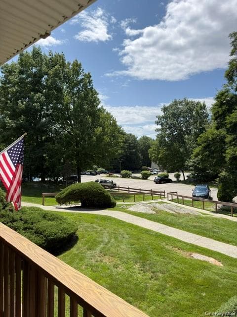 525 Fox Run Lane thumbnail 5