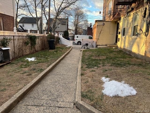 224-08 Linden Boulevard thumbnail 3