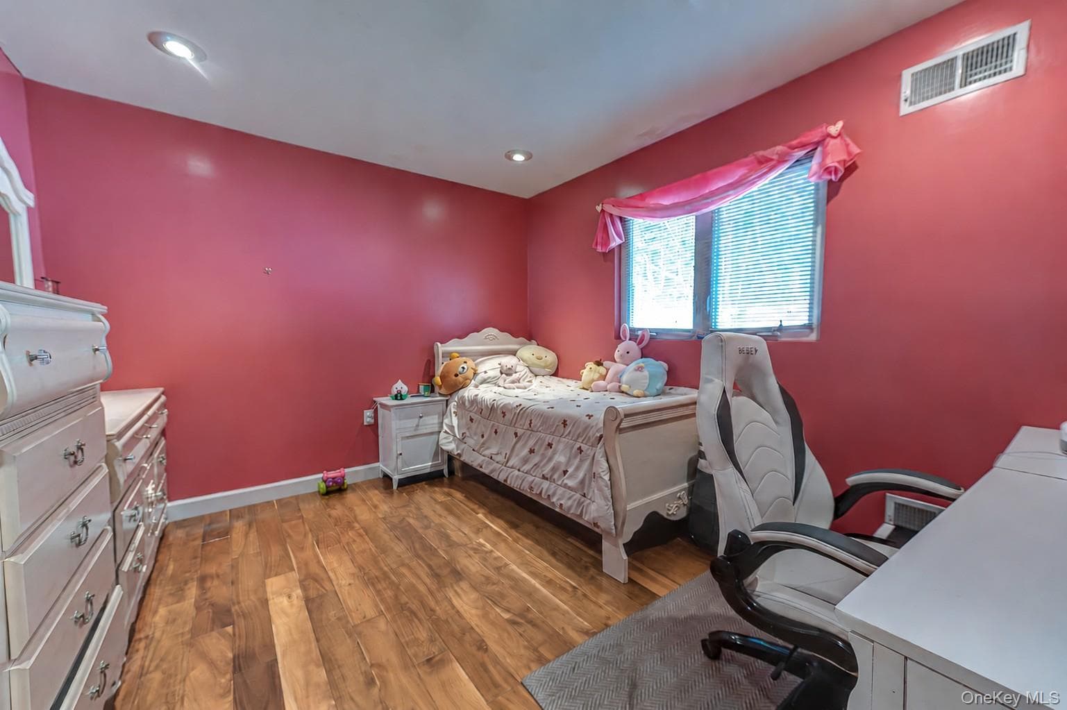 87 Bayway Avenue thumbnail 12