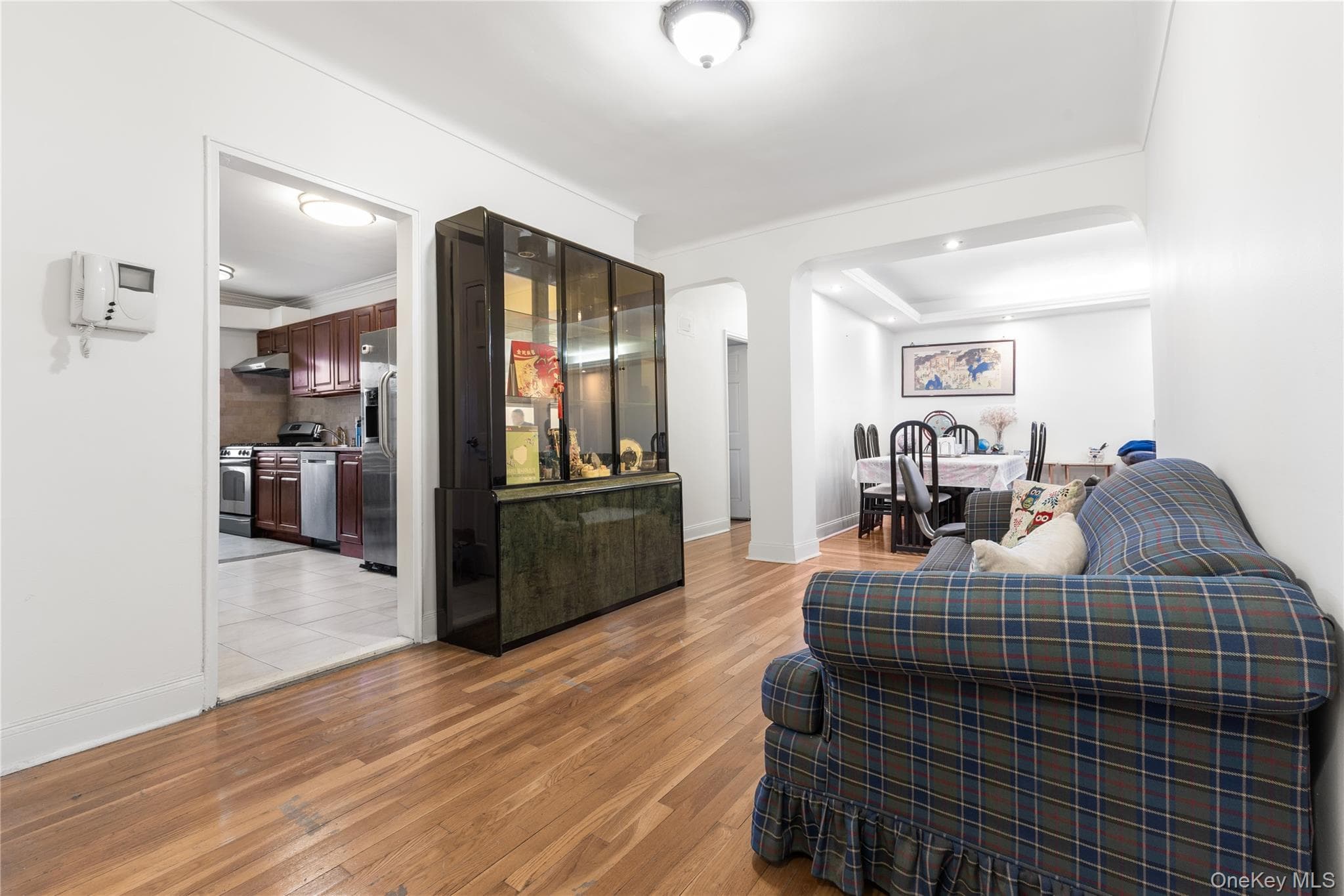 64-11 99th Streets Unit: 304 thumbnail 5