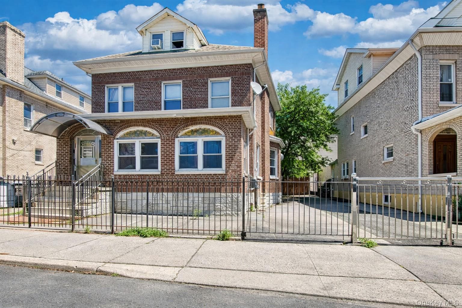 2532 Davidson Avenue thumbnail 2