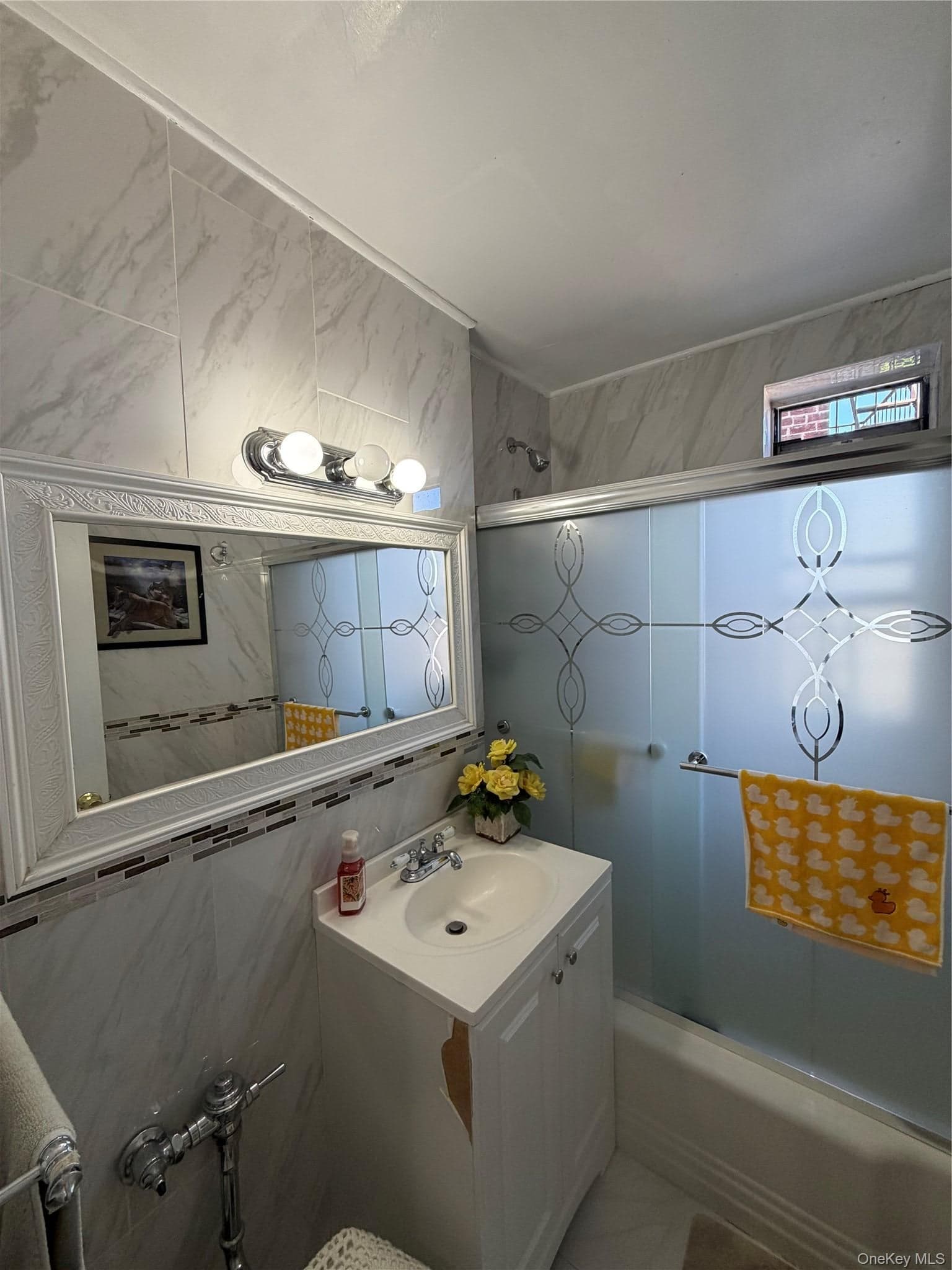 325 E 201 Street Unit: 5 G thumbnail 6