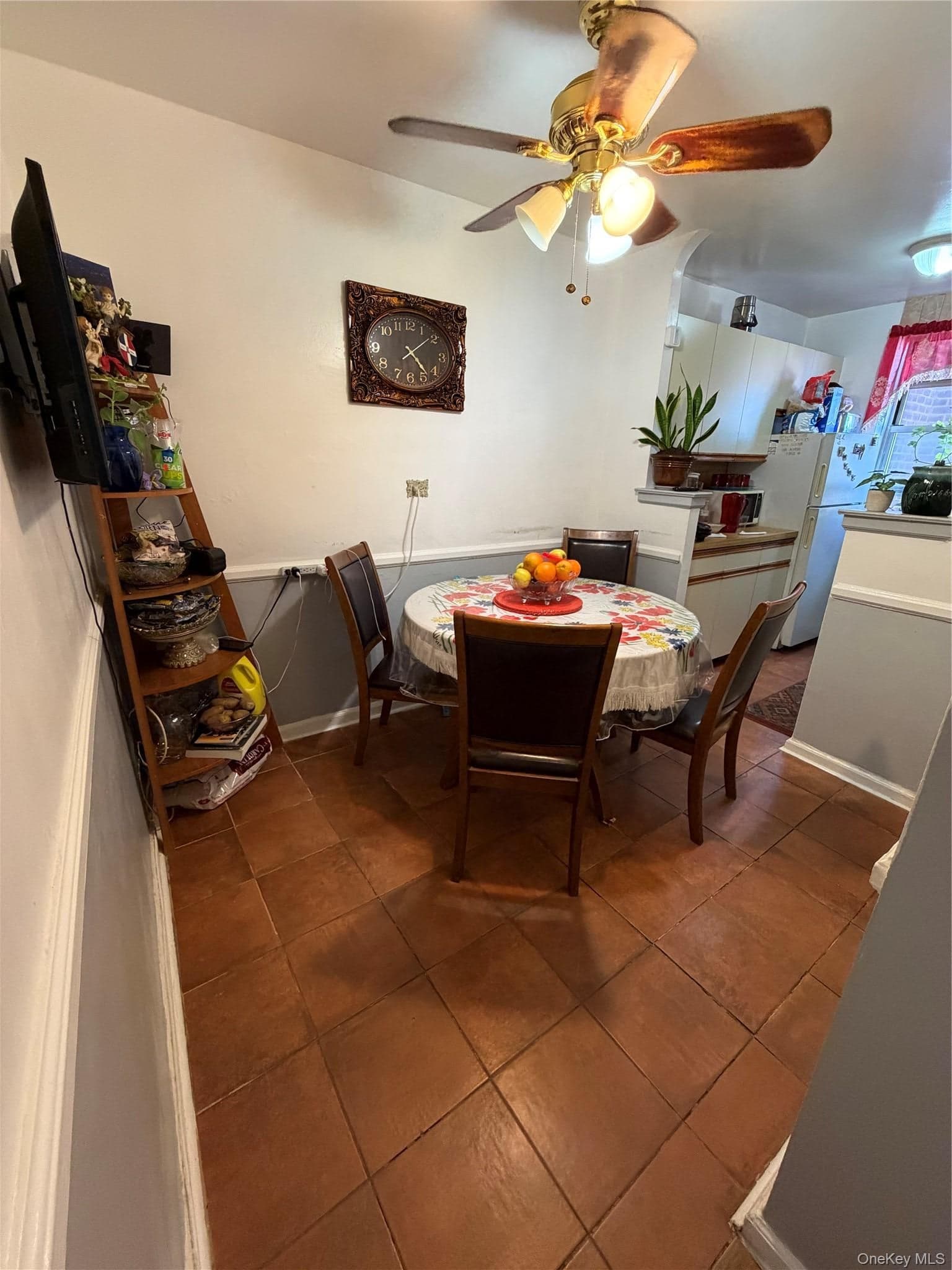325 E 201 Street Unit: 5 G thumbnail 11