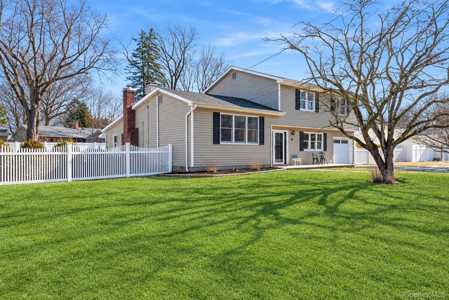 153 Montrose Drive, Port Jefferson Station