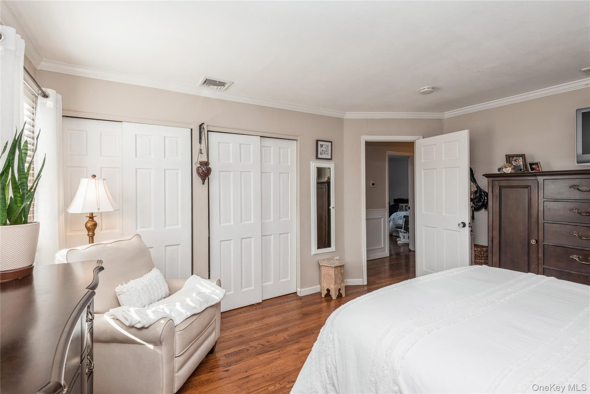 153 Montrose Drive thumbnail 20