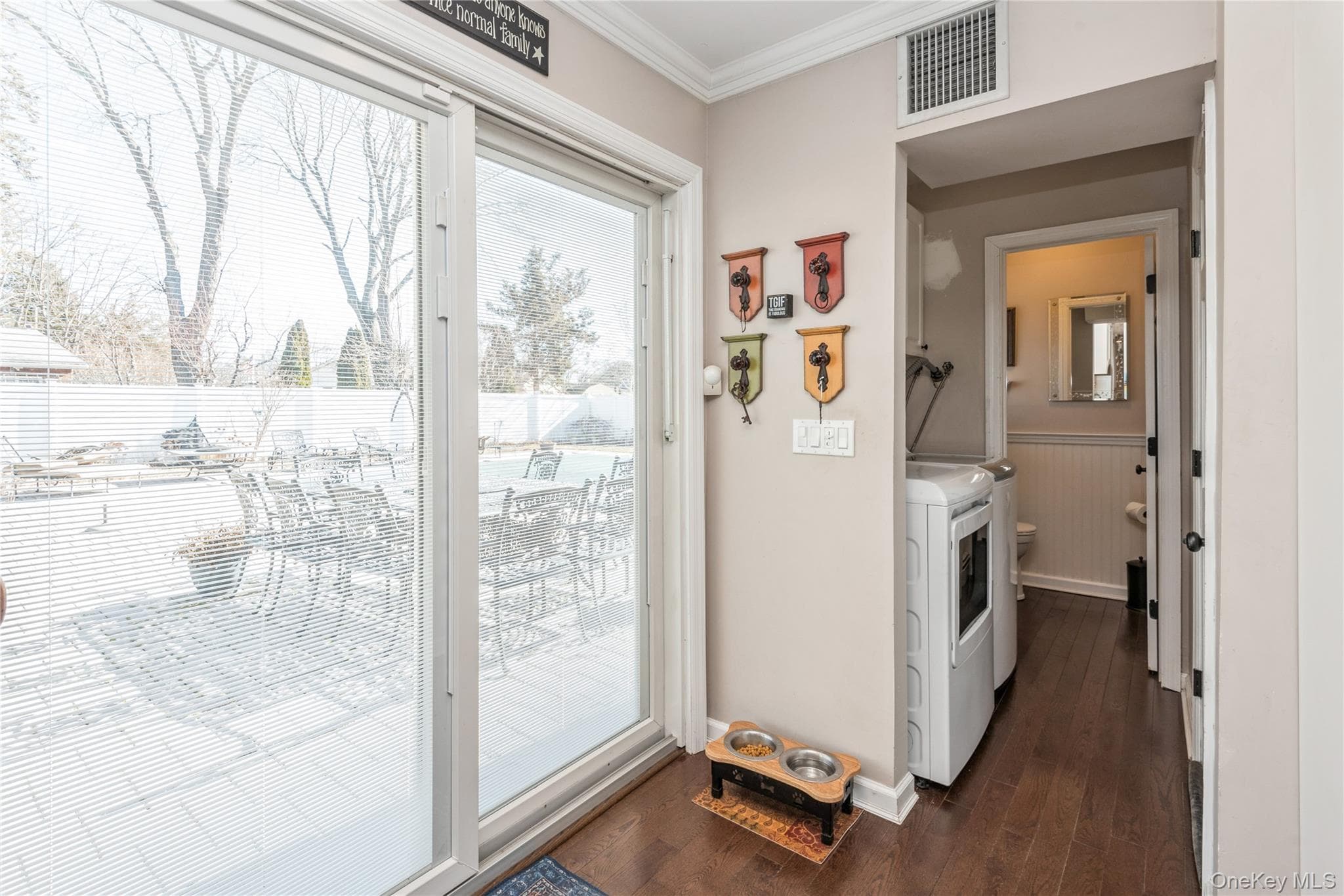 153 Montrose Drive thumbnail 10