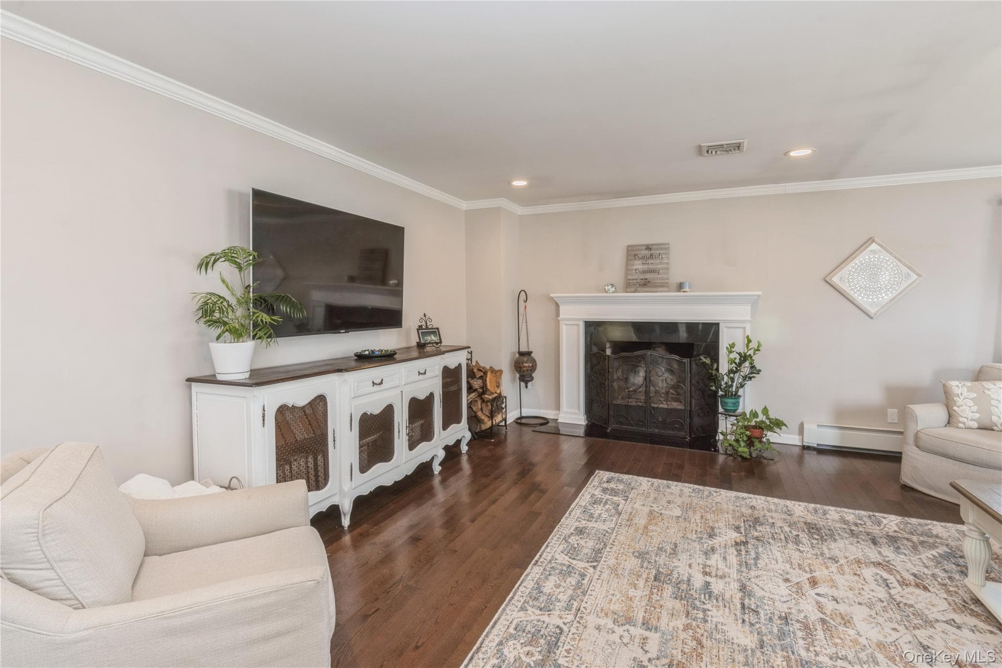 153 Montrose Drive thumbnail 9