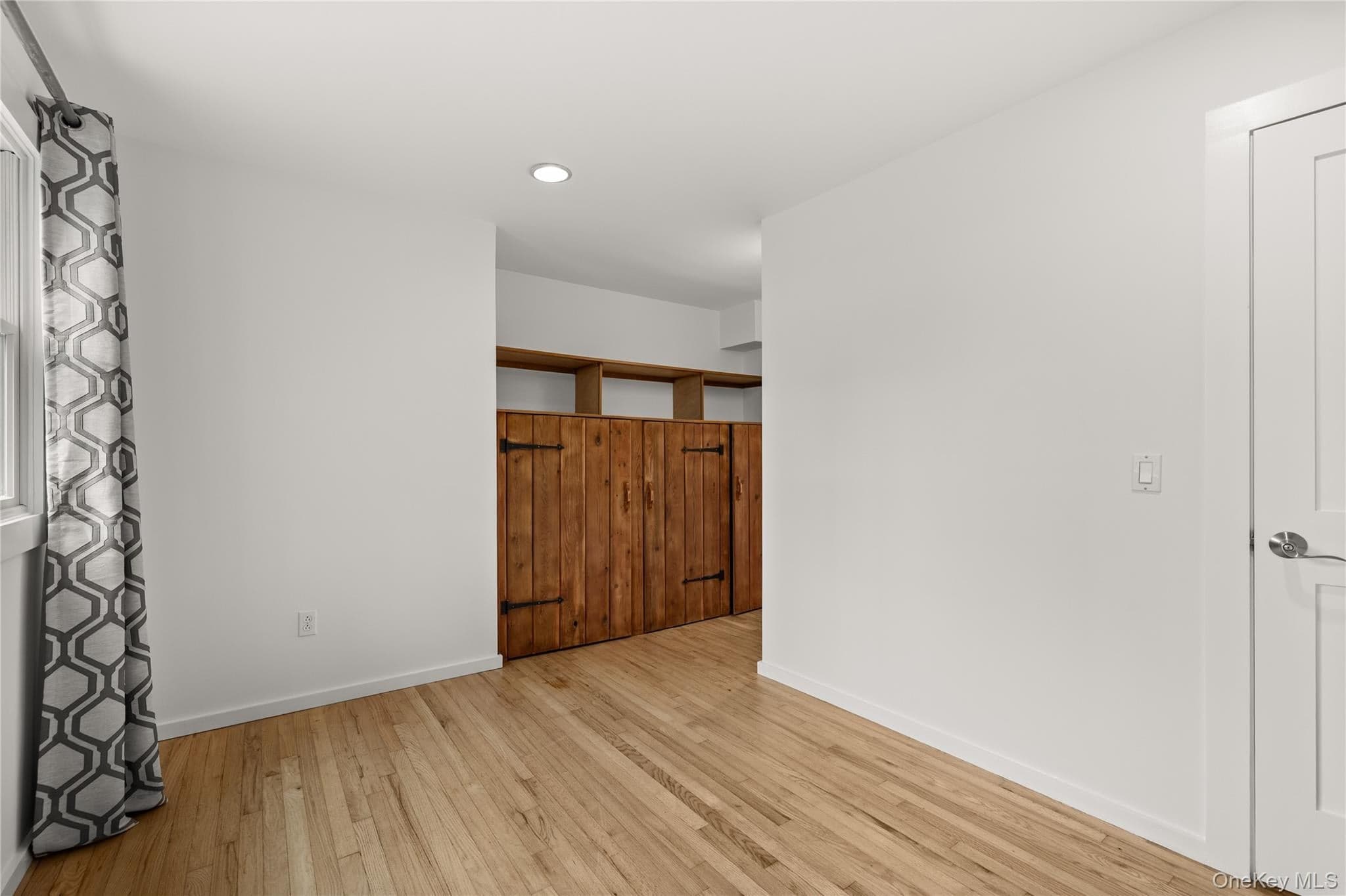 12 Bayview Avenue thumbnail 21