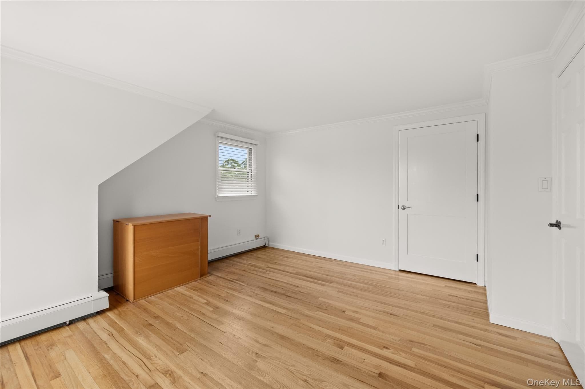 12 Bayview Avenue thumbnail 33
