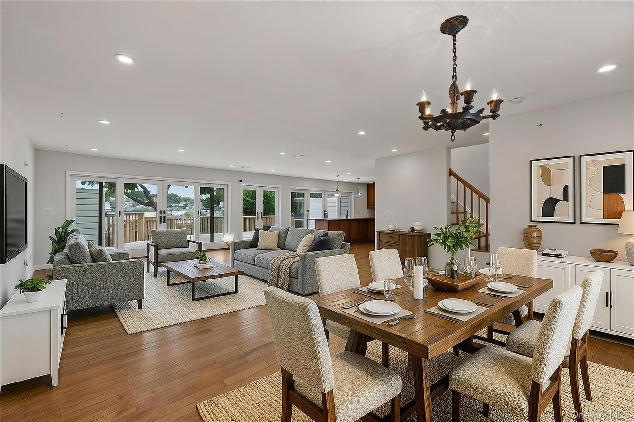 12 Bayview Avenue thumbnail 16