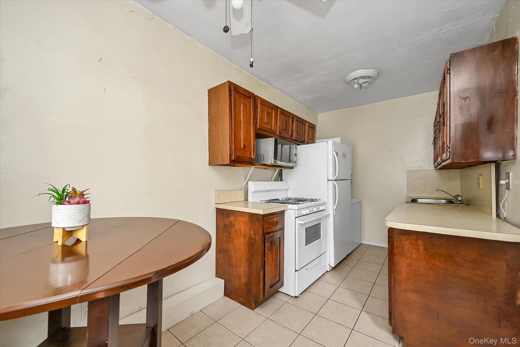 16051 17th Avenue AVE Unit: Lower thumbnail 6