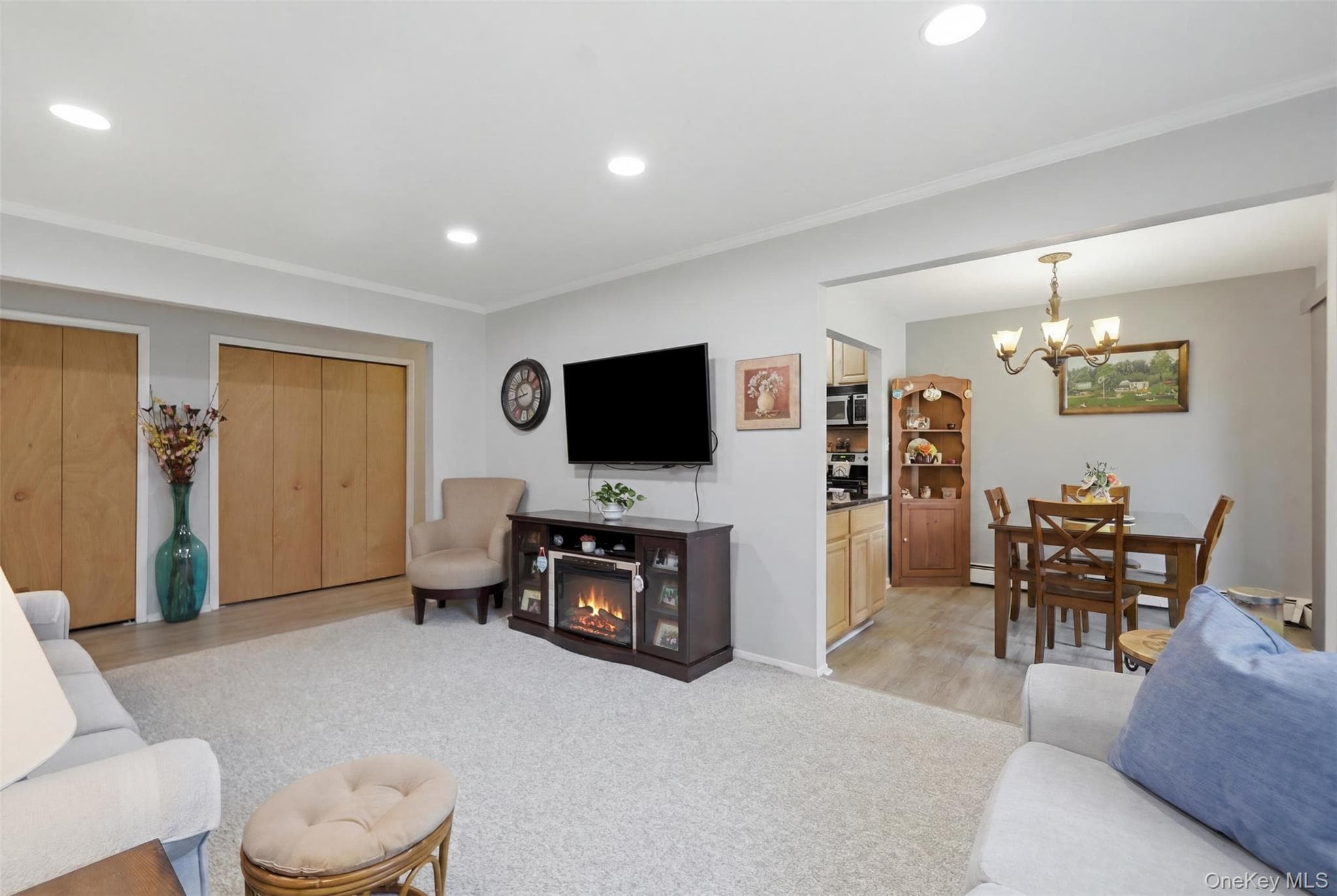 8 Heritage Drive Unit: E thumbnail 19