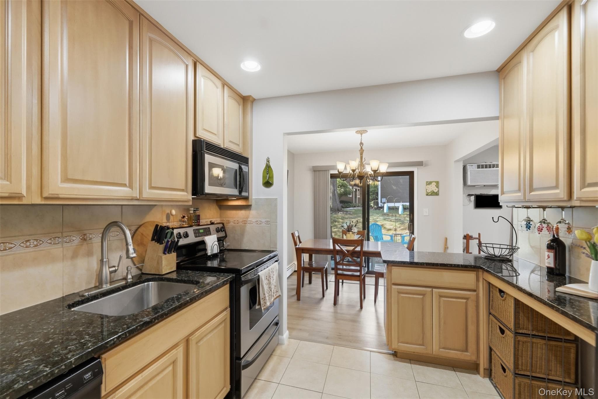 8 Heritage Drive Unit: E thumbnail 22