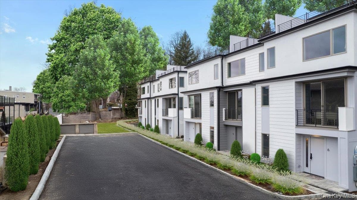 6 Nodine Street Unit: 6 thumbnail 2