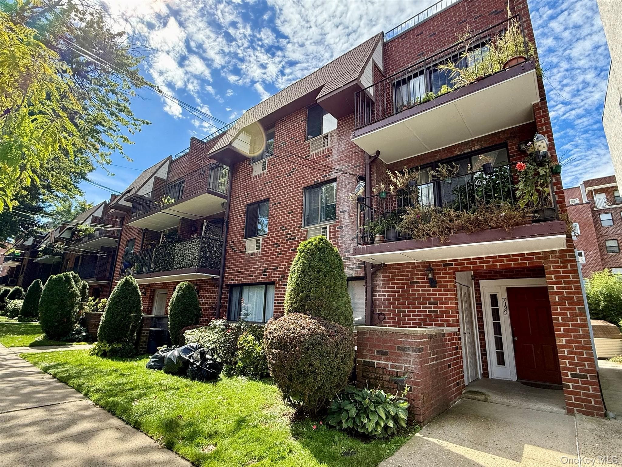 71-32 163rd Street Unit: 1, Fresh Meadows