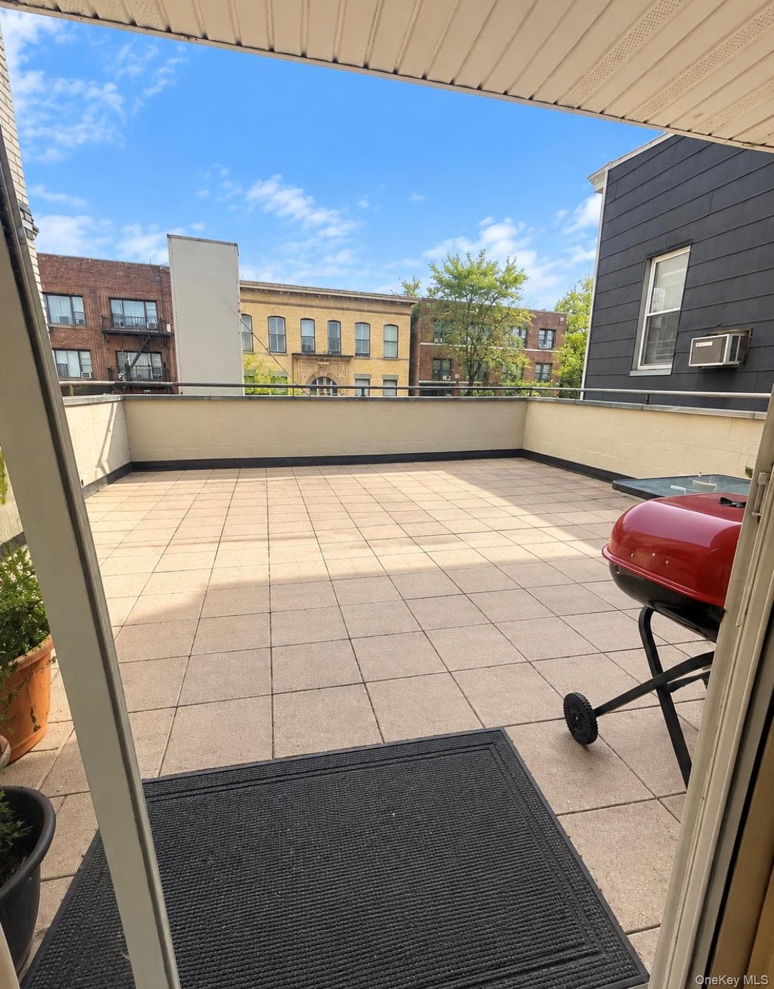 6962 Grand Avenue thumbnail 4