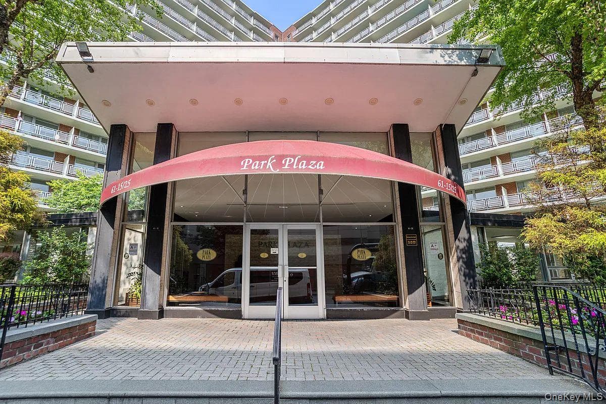 6125 97 Street Unit: 5A, Rego Park