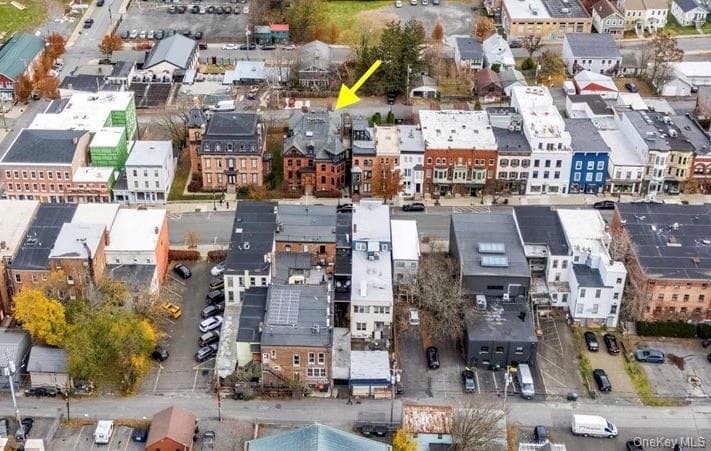 420 Warren St thumbnail 32