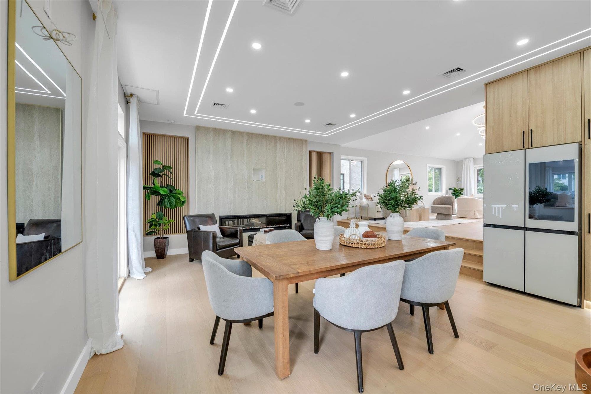 109 Nassau Drive thumbnail 7