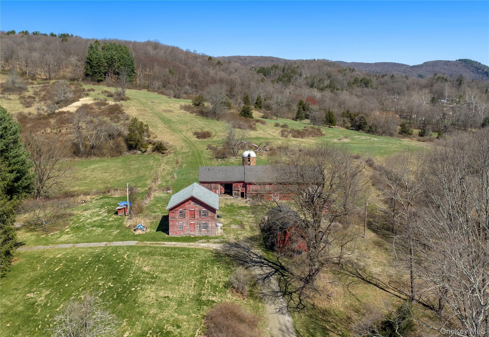 21-23 Tinker Town Road, Dover Plains