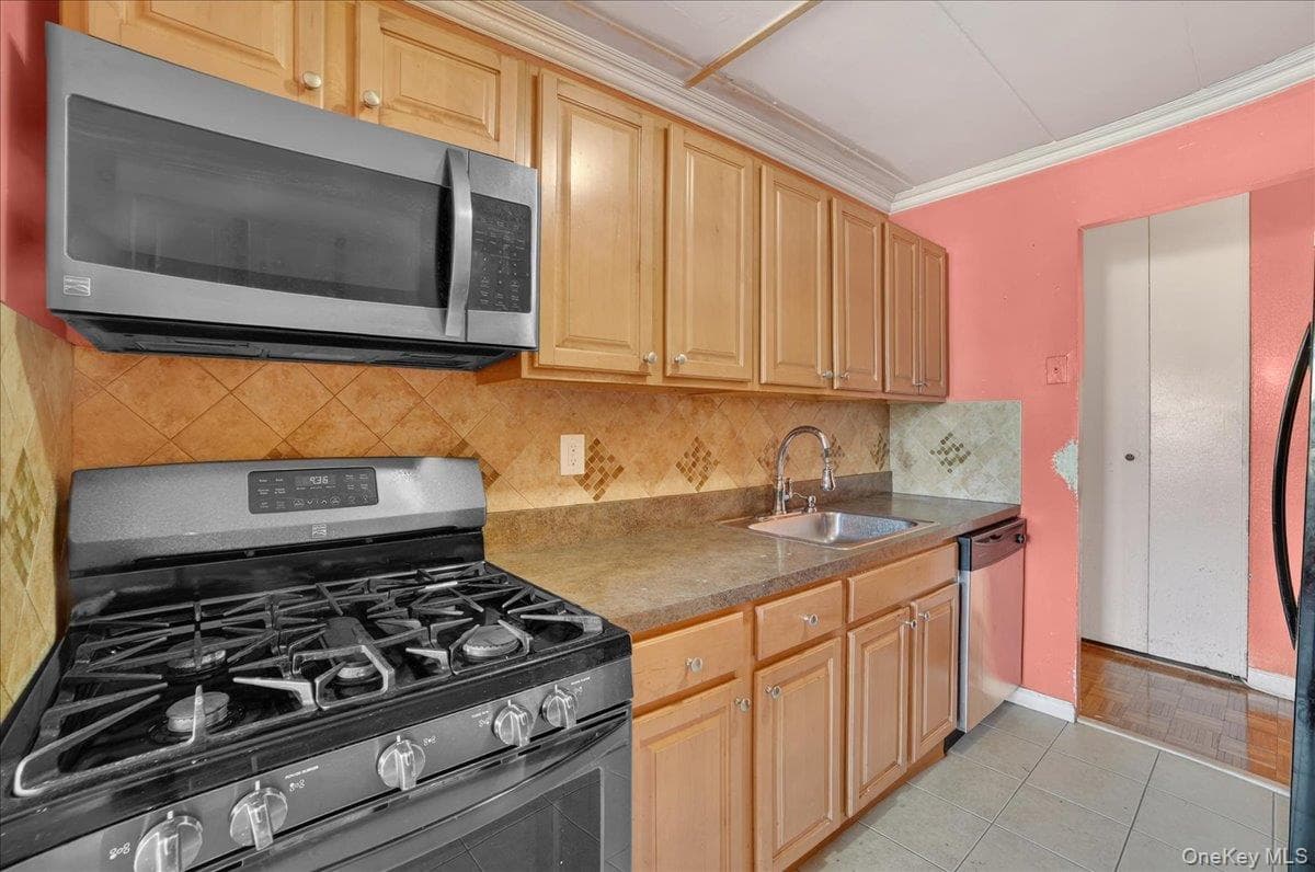 11 Park Avenue Unit: 3D thumbnail 7