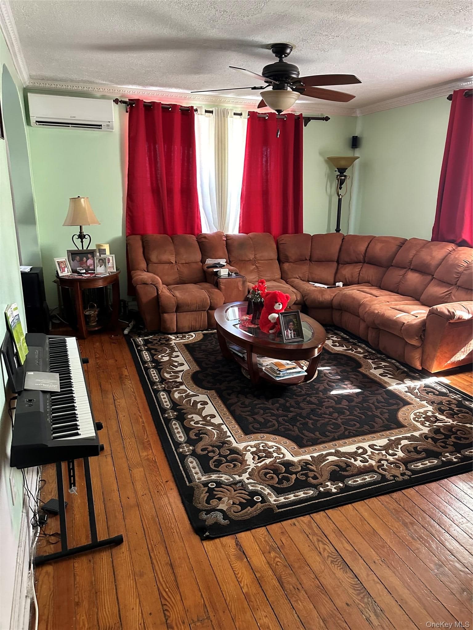 3643 Paulding Avenue thumbnail 9