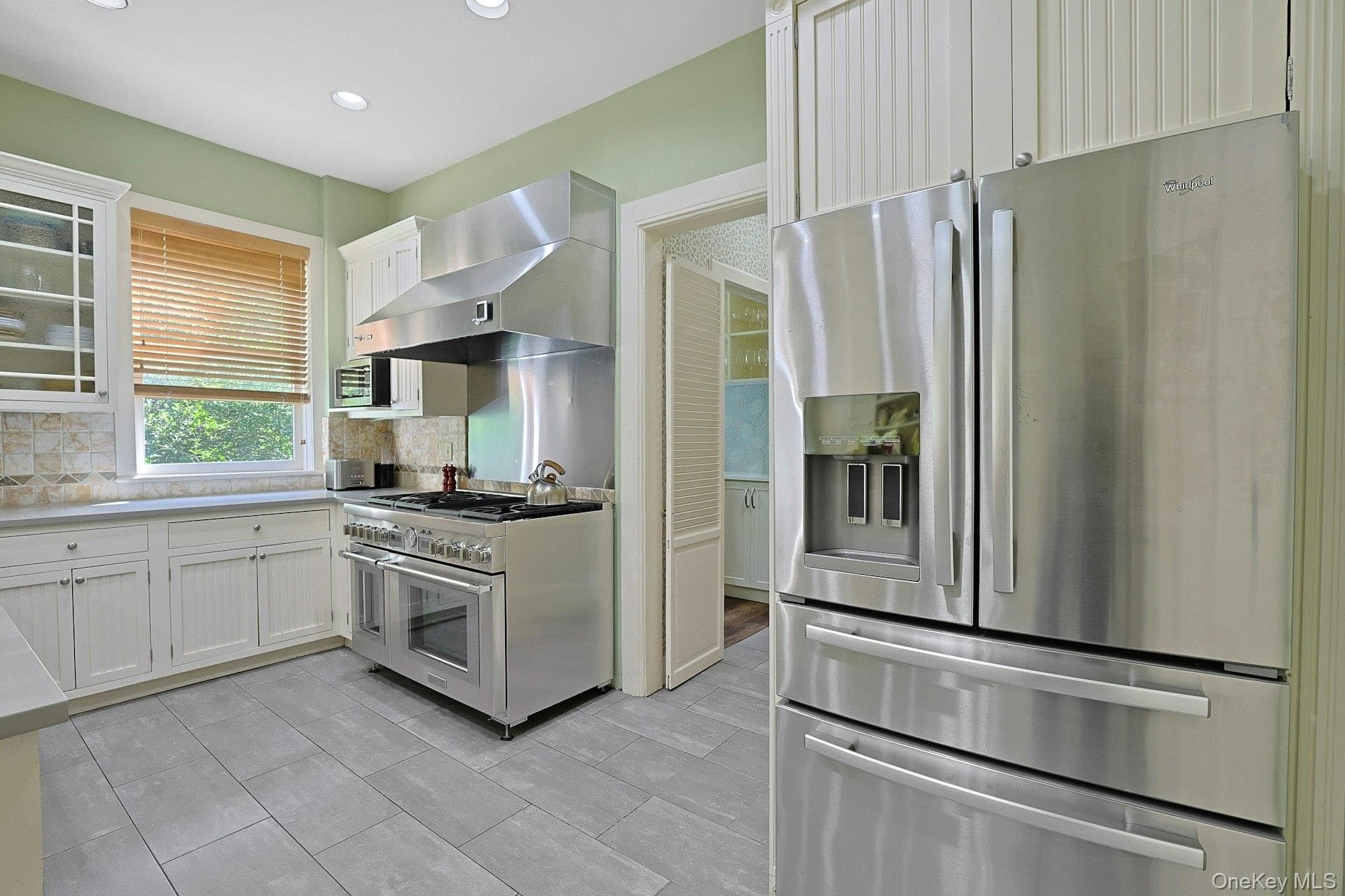 215 Soundview Avenue thumbnail 19