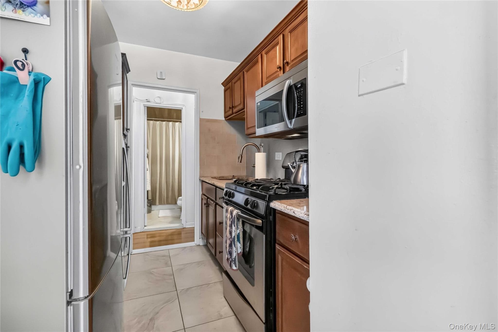665 Thwaites Place Unit: 5H thumbnail 13