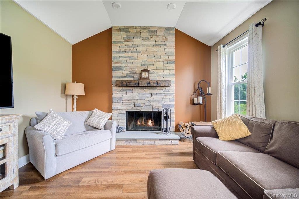 317 Arcadia Road thumbnail 17