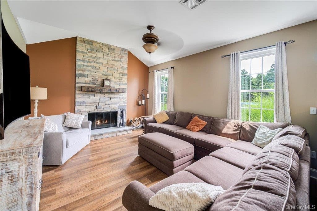 317 Arcadia Road thumbnail 15