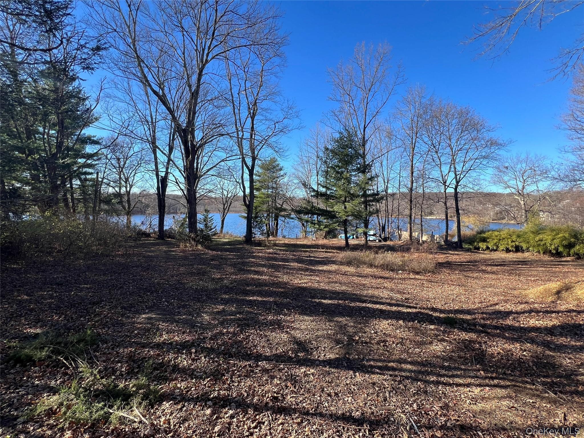 304 Round Lake Terrace thumbnail 6
