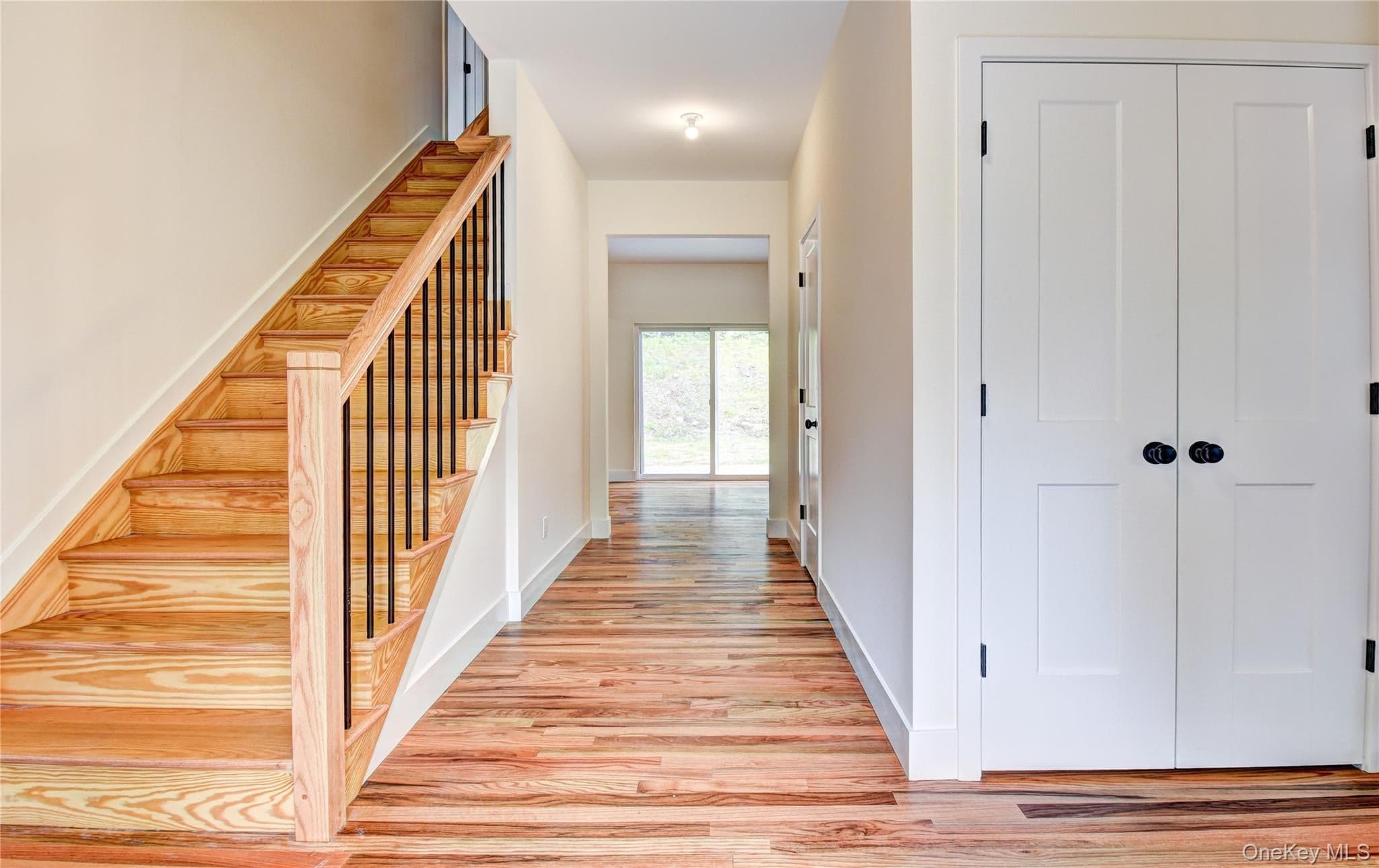 5 Tamarack Drive thumbnail 8