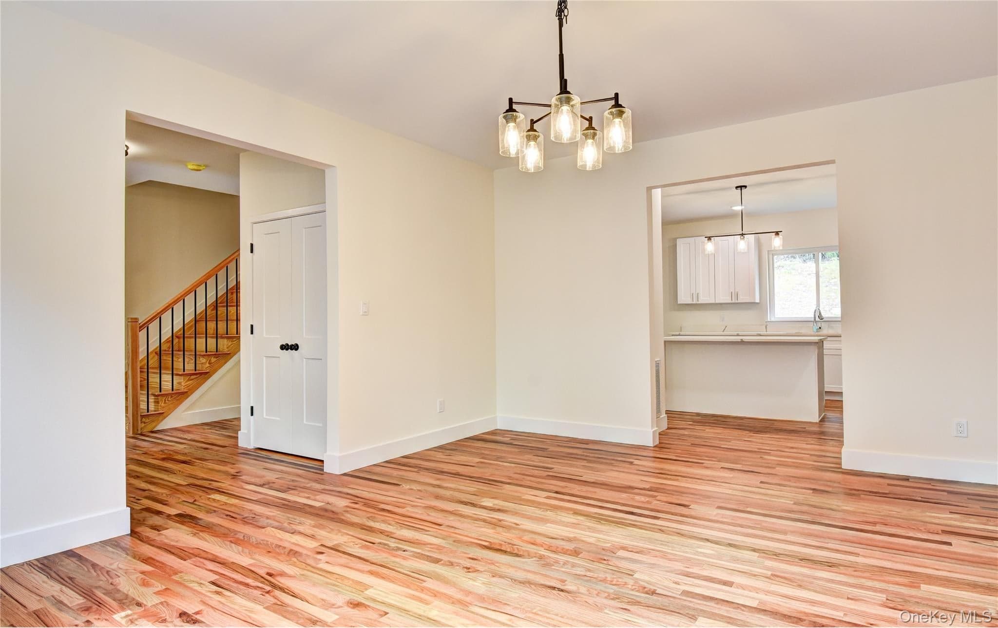 5 Tamarack Drive thumbnail 12