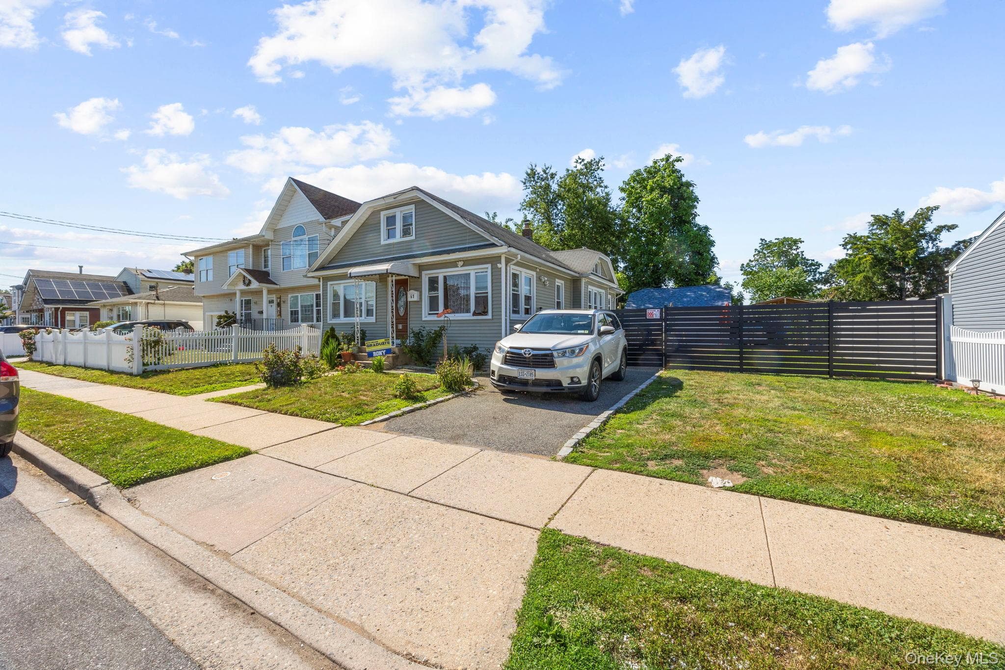 81 Allers Boulevard thumbnail 19