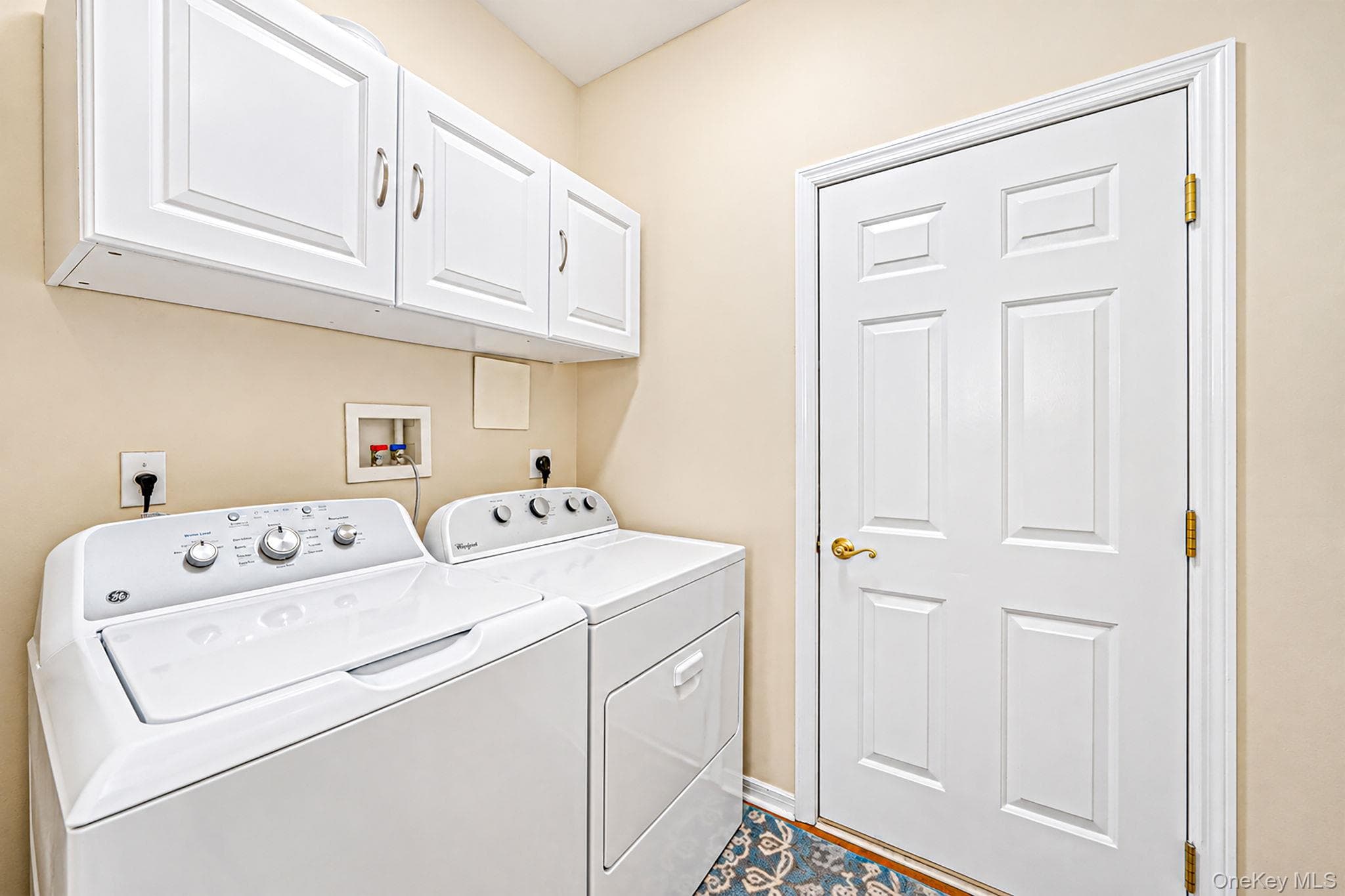90 Golden Spruce Drive thumbnail 31