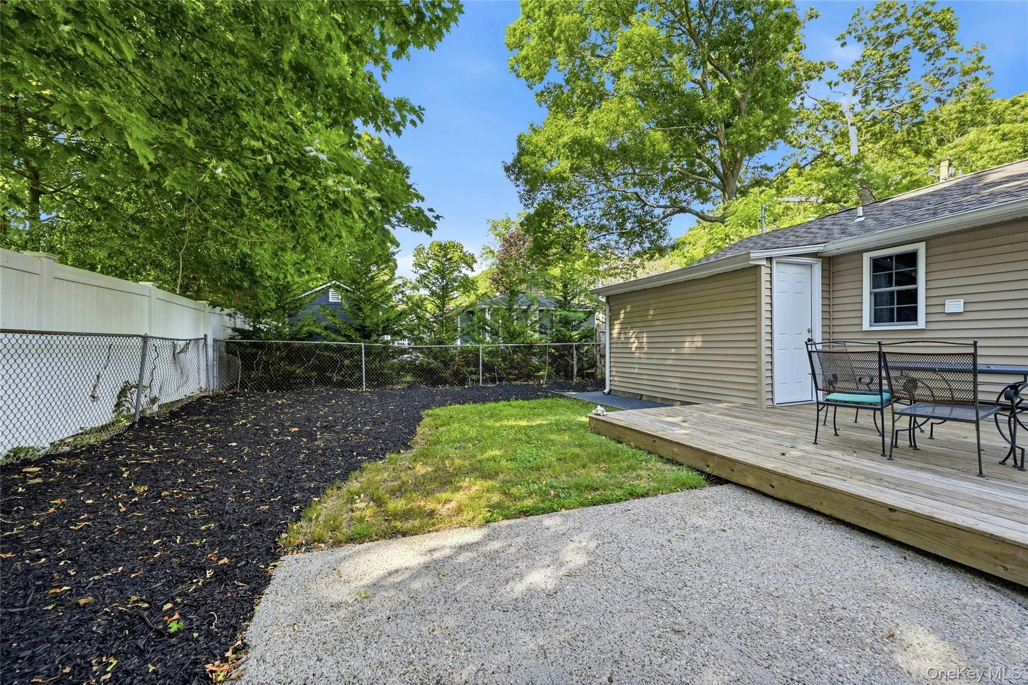 76 Lyman Road thumbnail 20