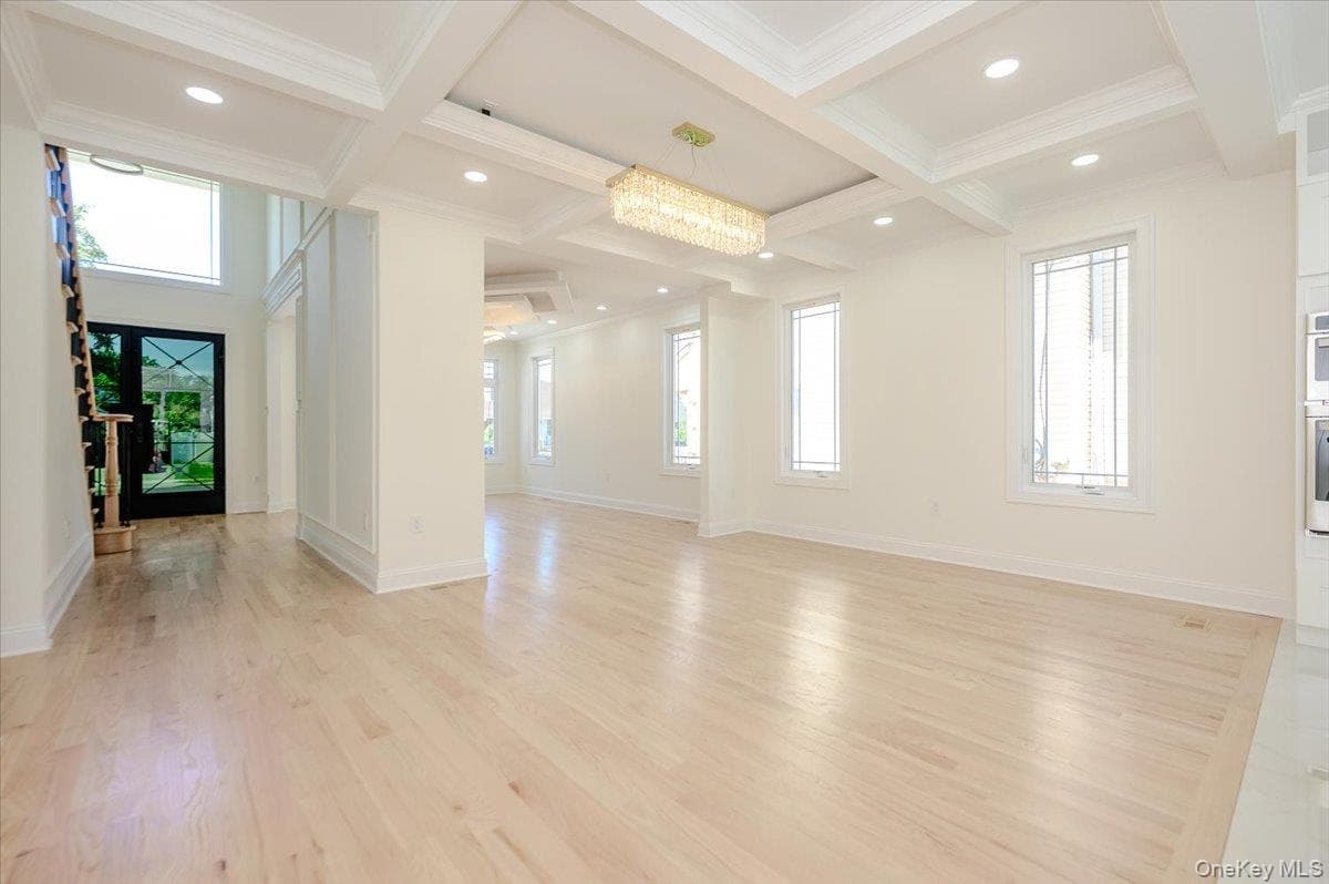 64 Landau Avenue thumbnail 9
