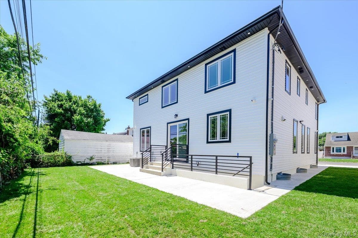 64 Landau Avenue thumbnail 38