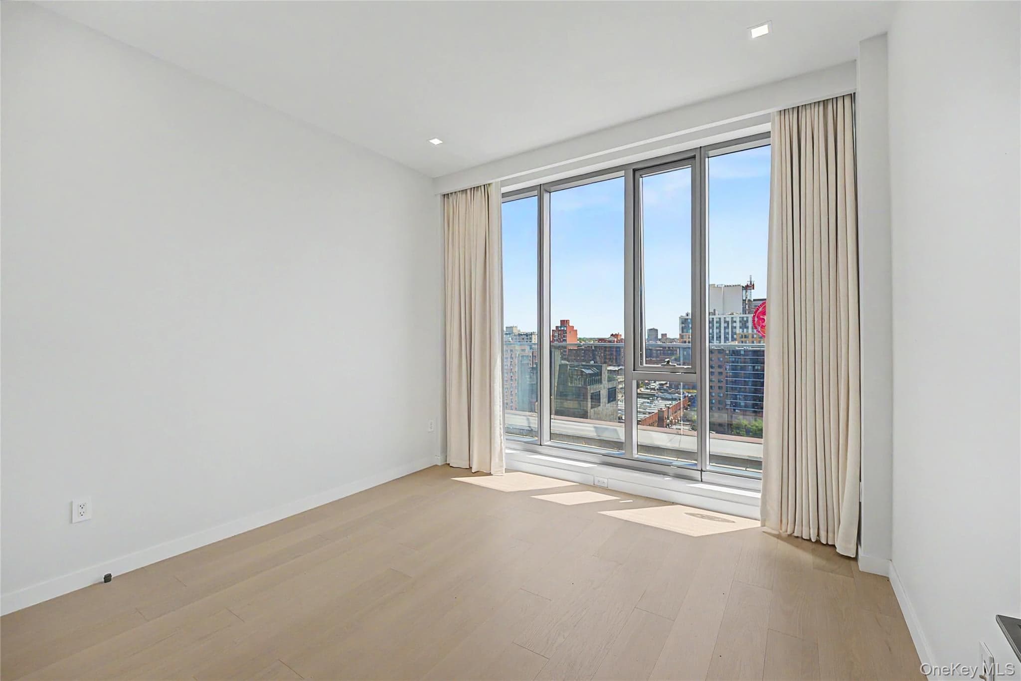 35-32 Leavitt Street Unit: 12B thumbnail 13