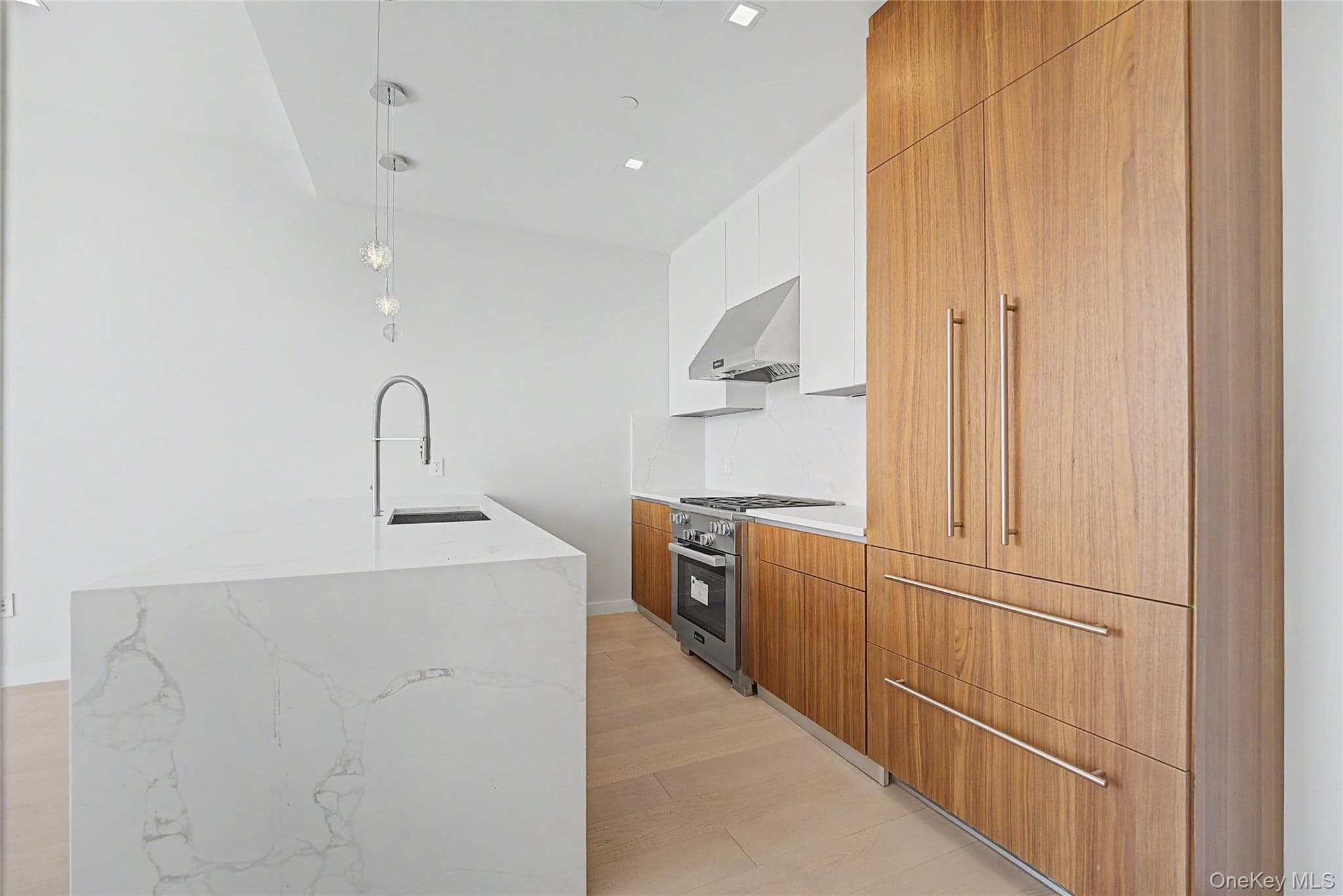 35-32 Leavitt Street Unit: 12B thumbnail 6