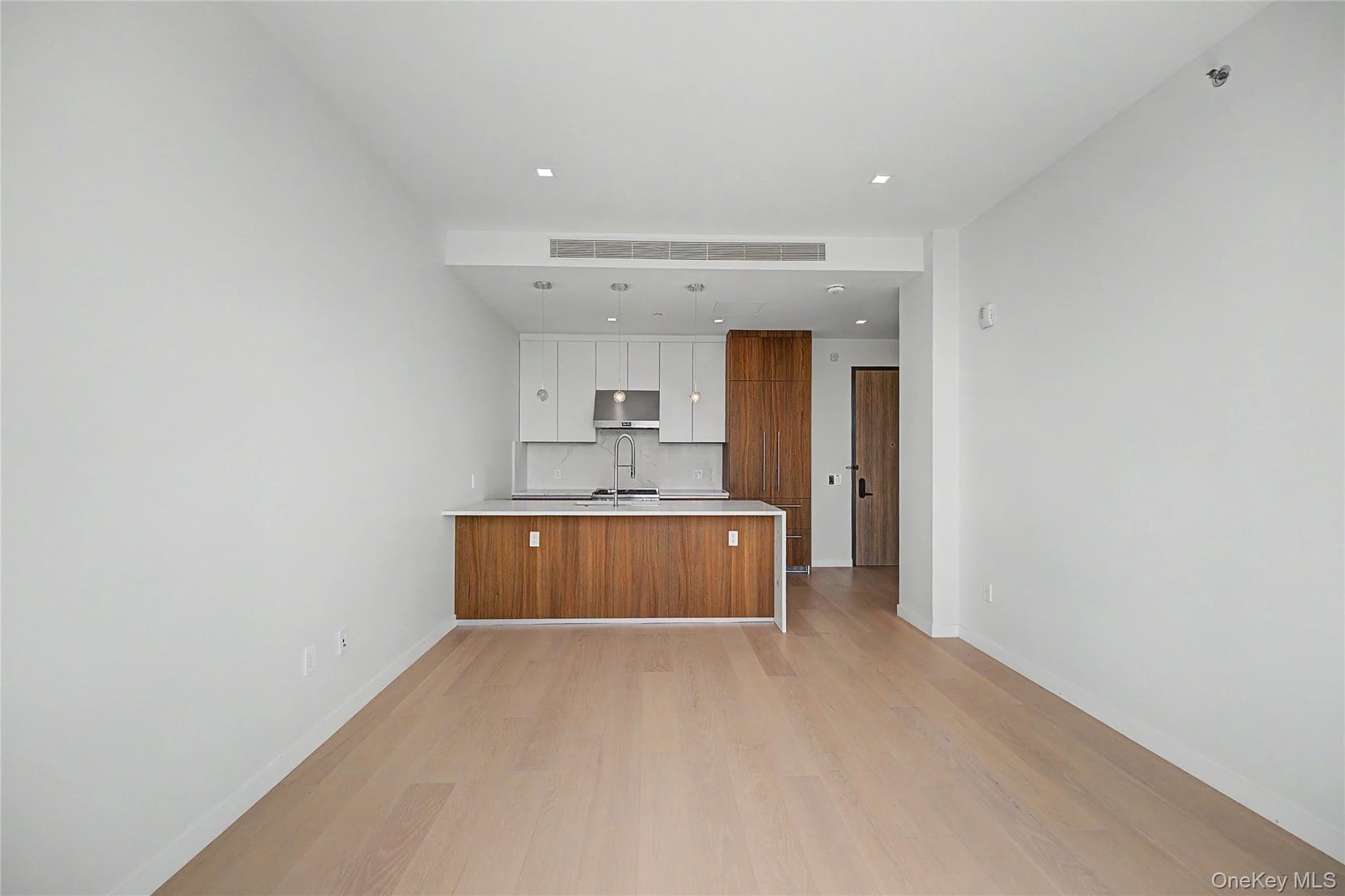 35-32 Leavitt Street Unit: 12B thumbnail 8