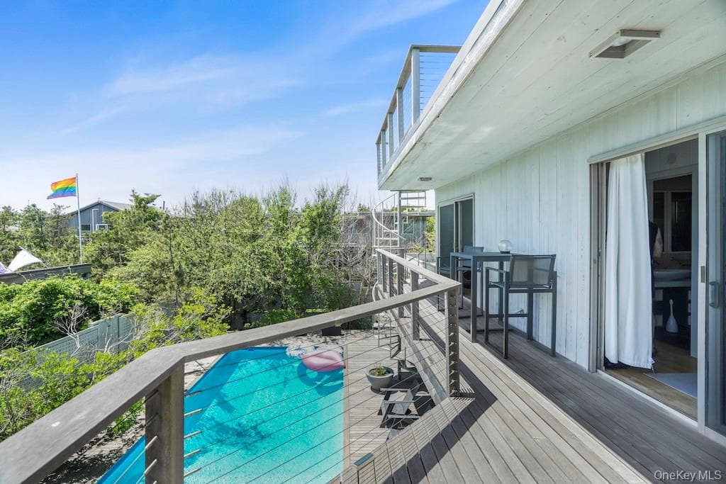 136 Beach Hill Walk thumbnail 12