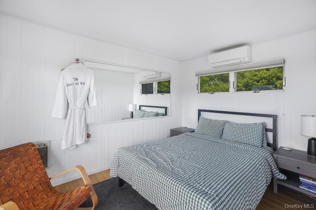 136 Beach Hill Walk thumbnail 6