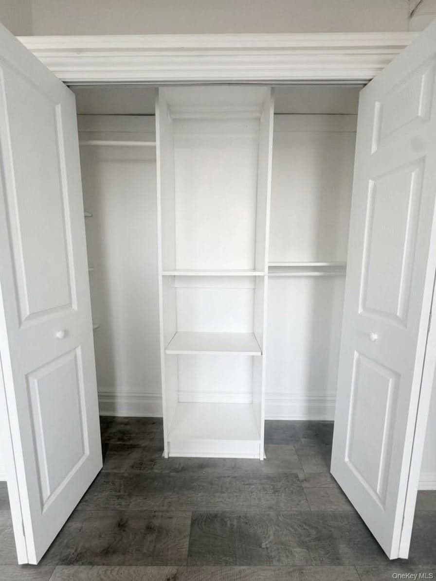 1718 Edison Avenue Unit: 2 thumbnail 10