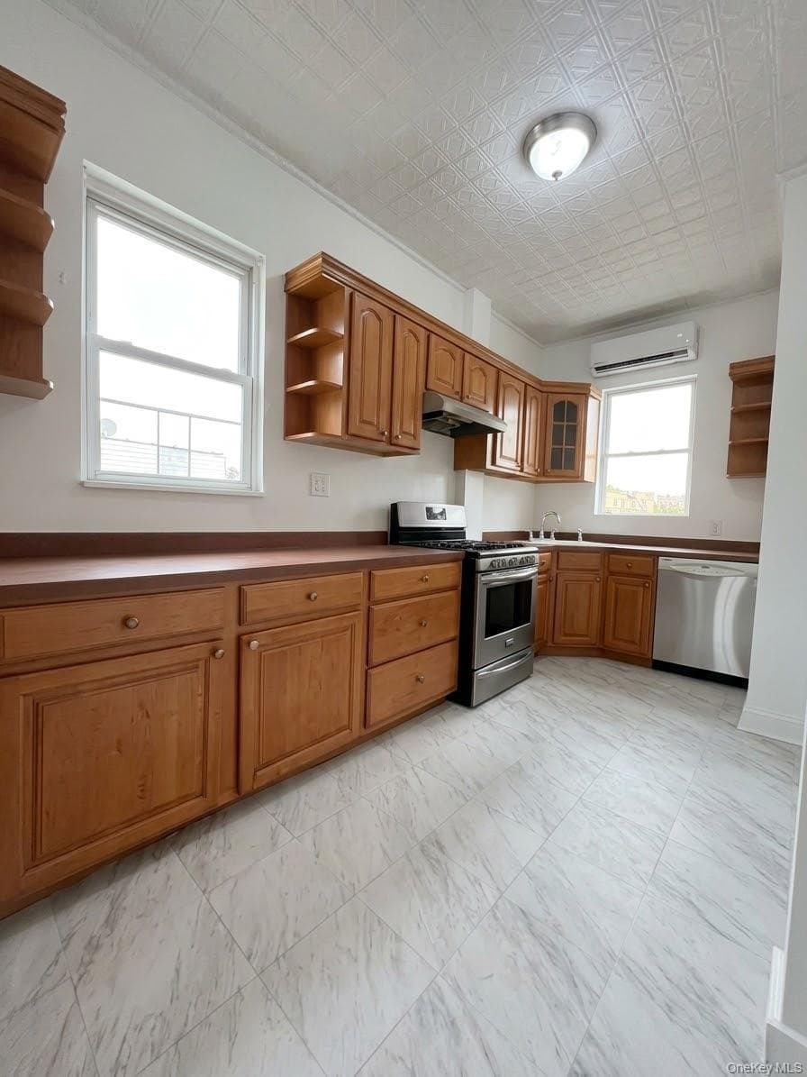 1718 Edison Avenue Unit: 2 thumbnail 3